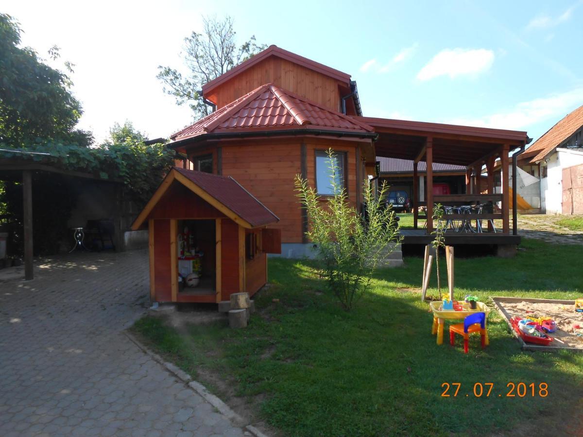 Domek Bialojany Exterior photo